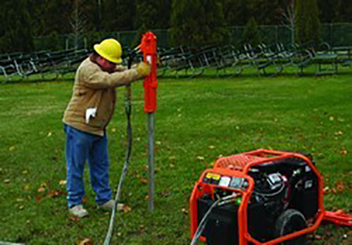 Sefydro, négociant en composants hydrauliques, est votre distributeur officiel pour la gamme des pompes RKP Moog.